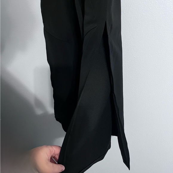 Babaton Ponte Minimalistic Black Midi Dress - Picture 4 of 6